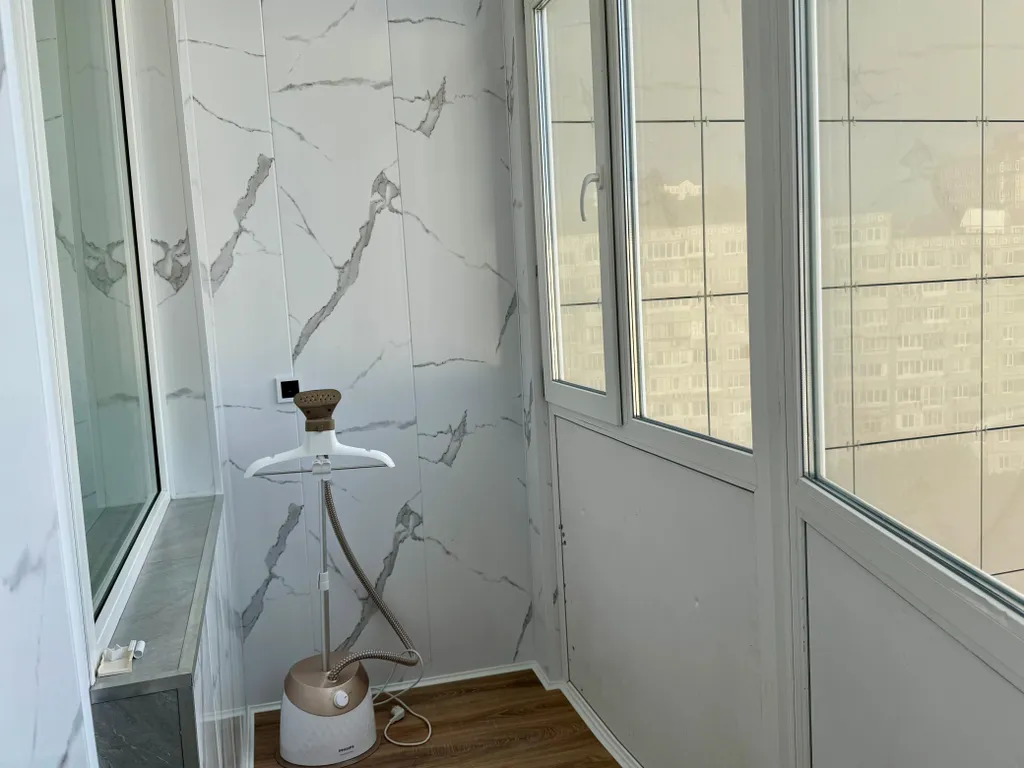 Новые апартаменты в центре с видом на море и город