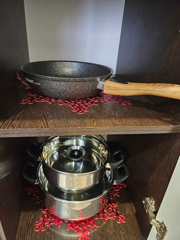 Уютная квартира в современном районе и рядом с лесом