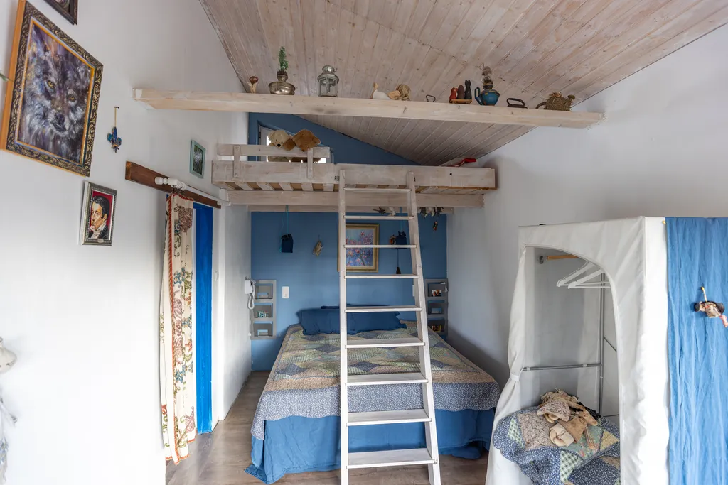 Три Галки Дом в саду