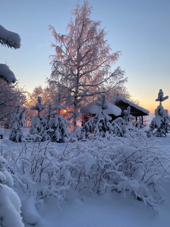 Озерный домик на Онего