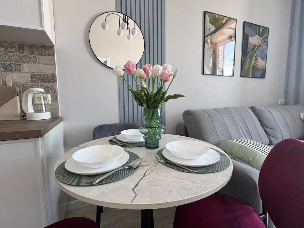 Около реки, Уютная квартира с видом на храм