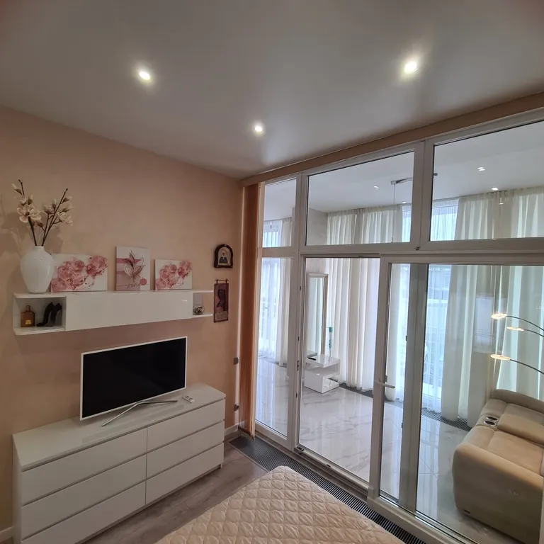 Апартаменты на первой береговой линии