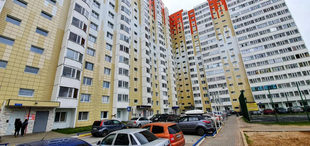 2-комнатная квартира рядом с ТРЦ Аура