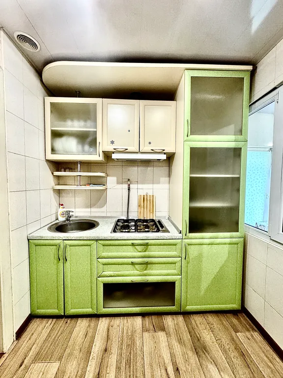 Уютная светлая чистая с балконом квартира центре, возле моря