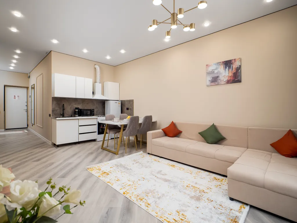 Уютная евродвушка на Абая рядом с АДК и метро Сайран