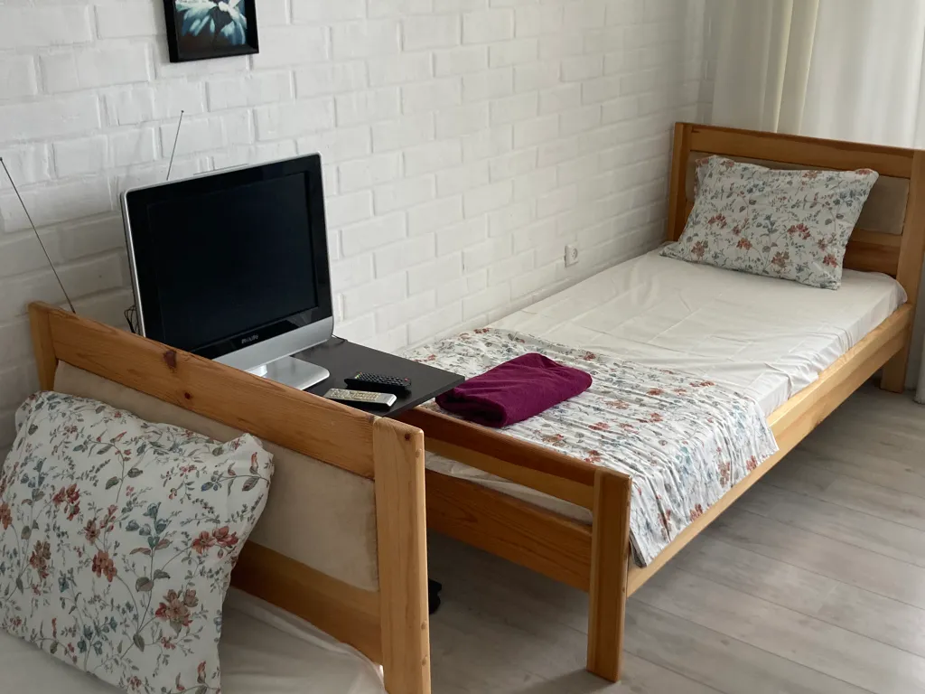 Бюджетно для четверых гостей