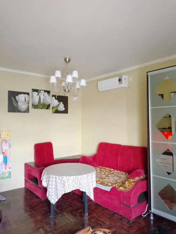 Дом, горы, море