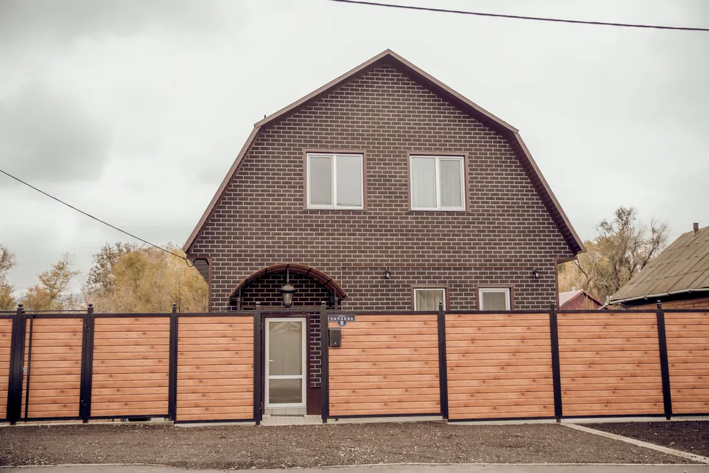 Коттедж 5-комнатный Дом — аренда посуточно в Хвалынск