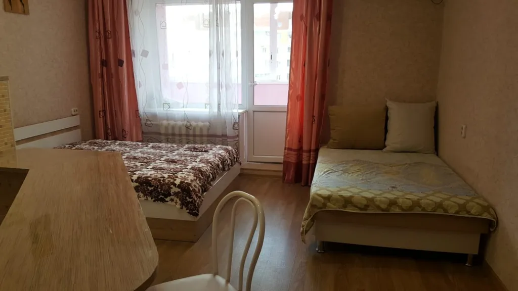 В районе областной больницы, клиники микрохирургии глаза Мицар