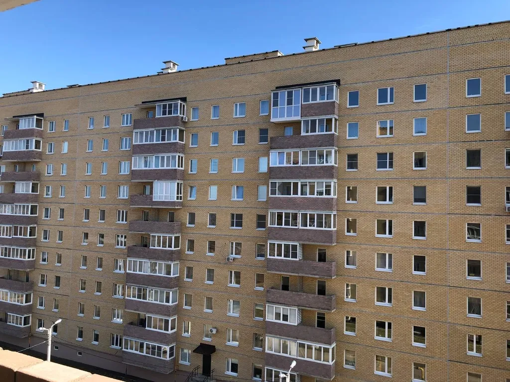 Студия с парящей кроватью