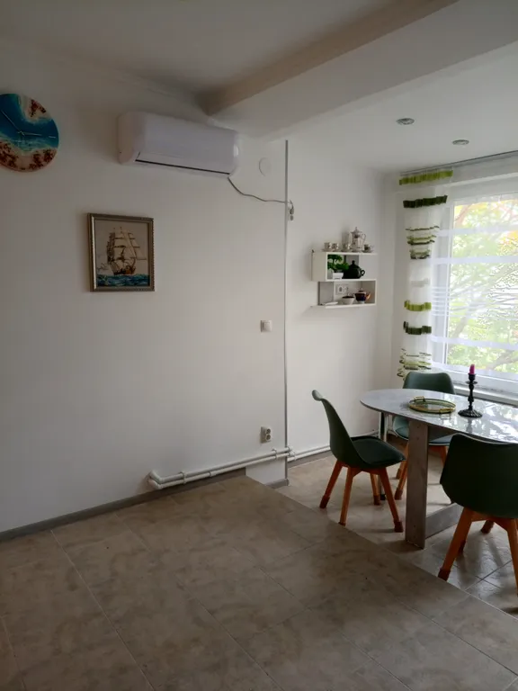 Квартира Квартира Кусочек моря в столетнем доме — Севастополь