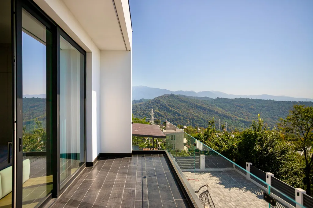 Шикарная Вилла с видом на море и горы