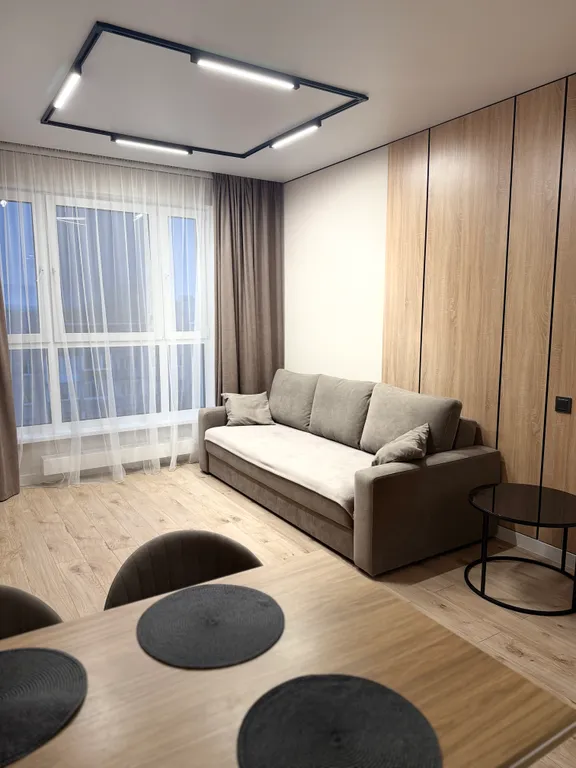 Уютная 2-комнатная квартира с большим камином рядом с центром города