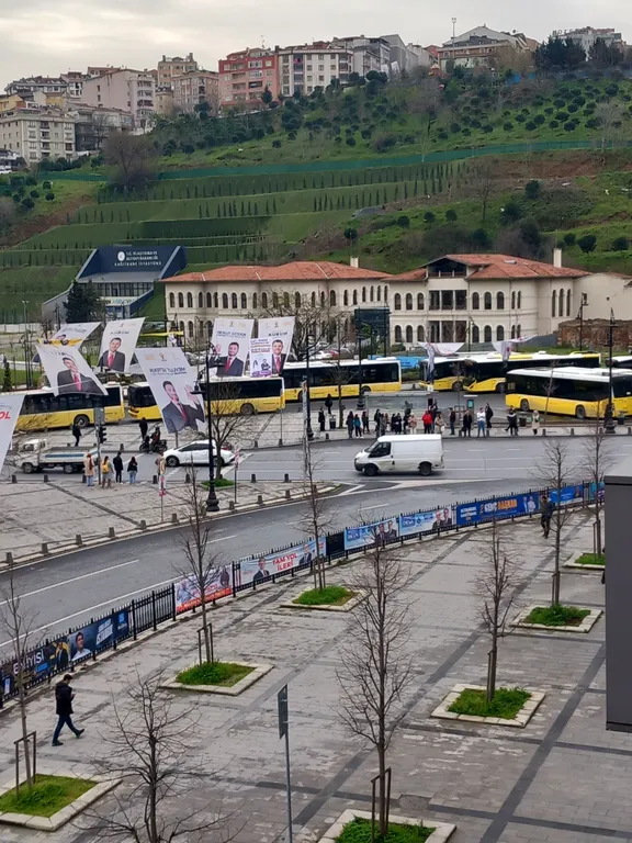 Видовая квартира с террасой в центре