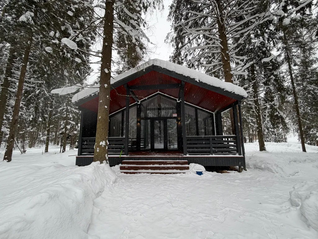 Просторный дом для компании с камином, сауной и общей зоной