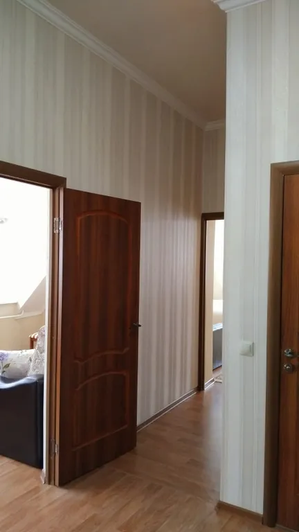 Просторная однушка в центре Домбая