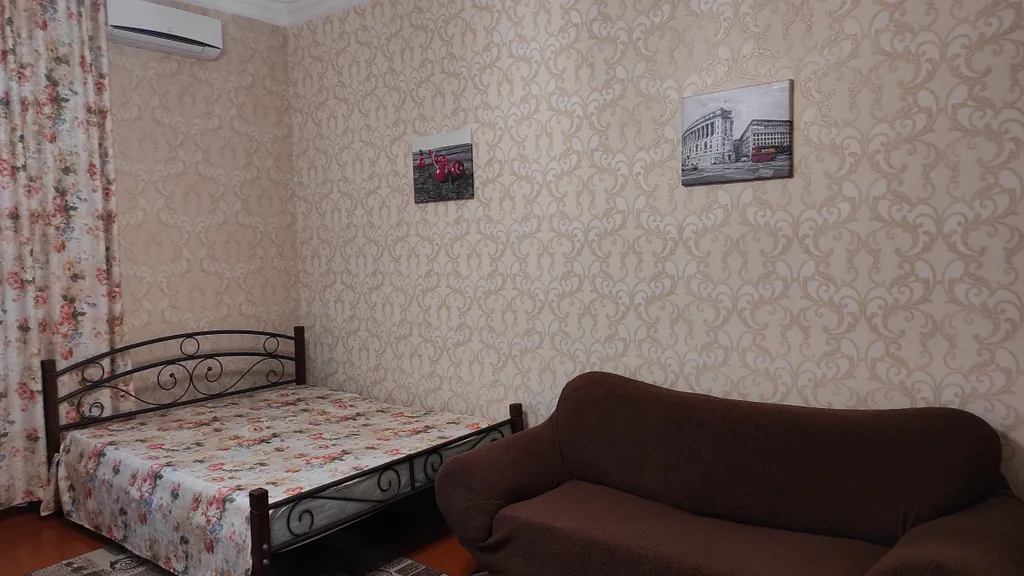 Квартира с двориком