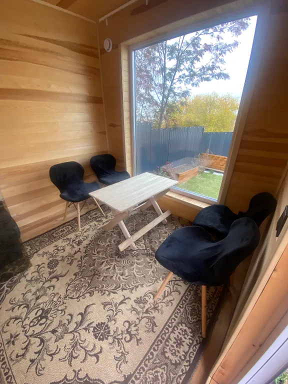 Дом на берегу озера