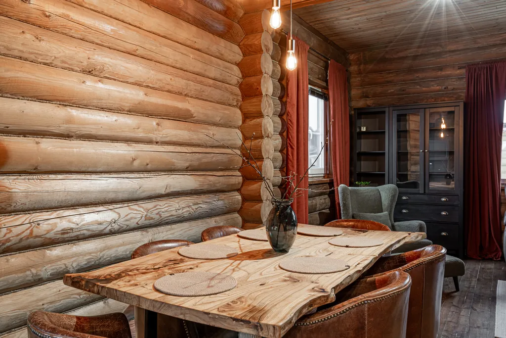 Уютный бревенчатый дом