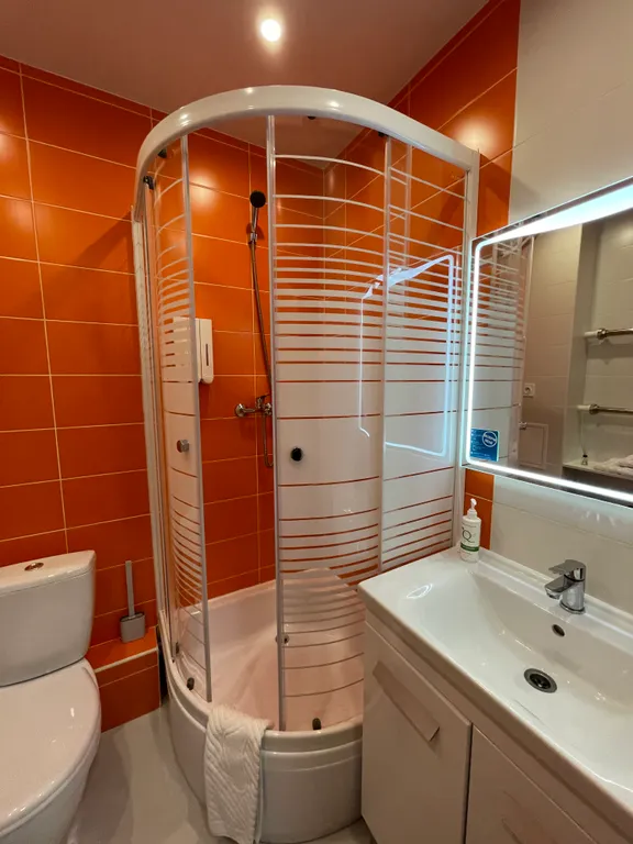 Апартамент с шикарным джакузи