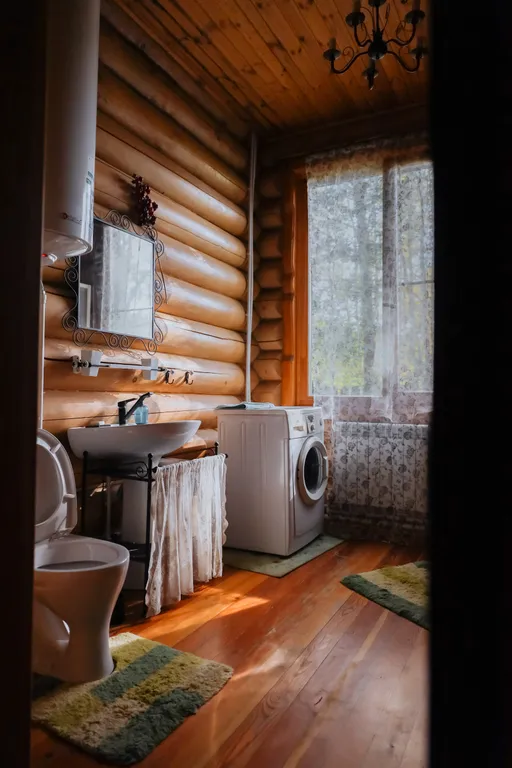 Огромная фамильная усадьба с баней на берегу водохранилища