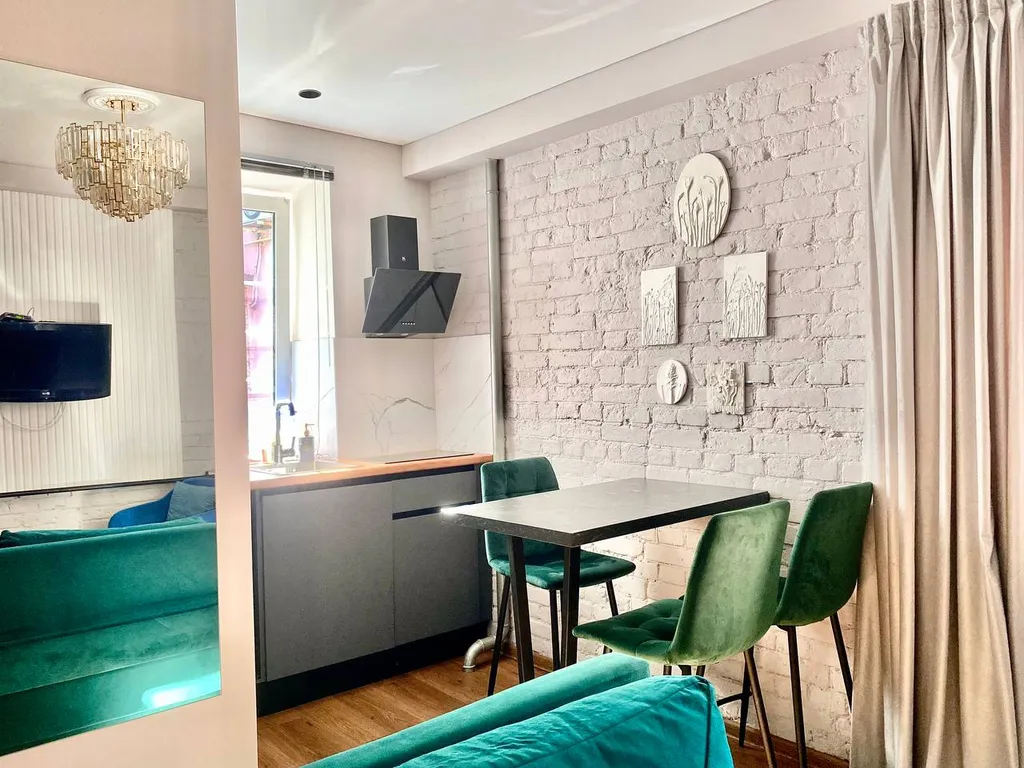 Квартира Квартира Дуплекс изумруд с отдельным входом и парковкой в историческом центре — Ярославль