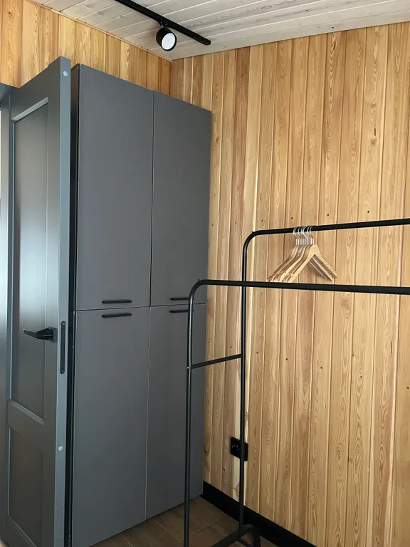 Коттедж Дизайнерский дом в лесу с одной спальней — Шерегеш