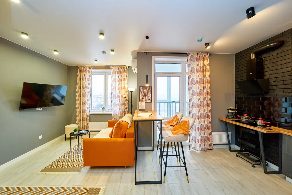 Современная студия в новом доме