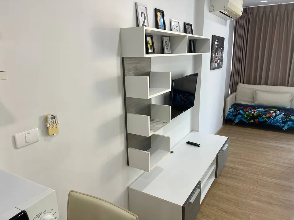 Ката, студия после ремонта с красивым видом на горы, 5 этаж