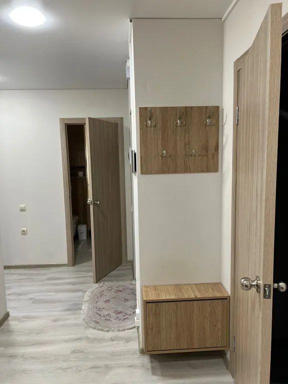 Просторная 3-комнатная квартира в тихом районе Горный