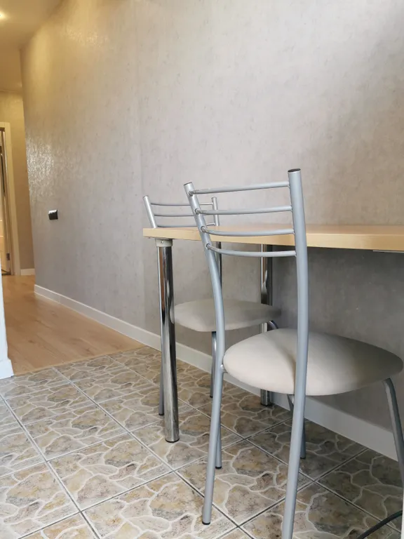 Уютная двухкомнатная квартира с новым ремонтом в центре города