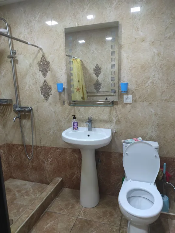 Modern suite Apartment / Self Check-in