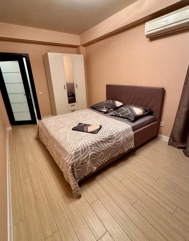 3 комнатная квартира на Светлане, морской порт, Дендрарий, набережная