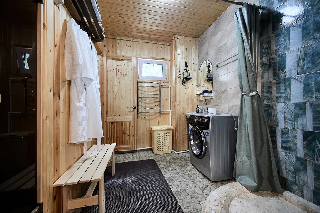 Домик с бассейном ААГ