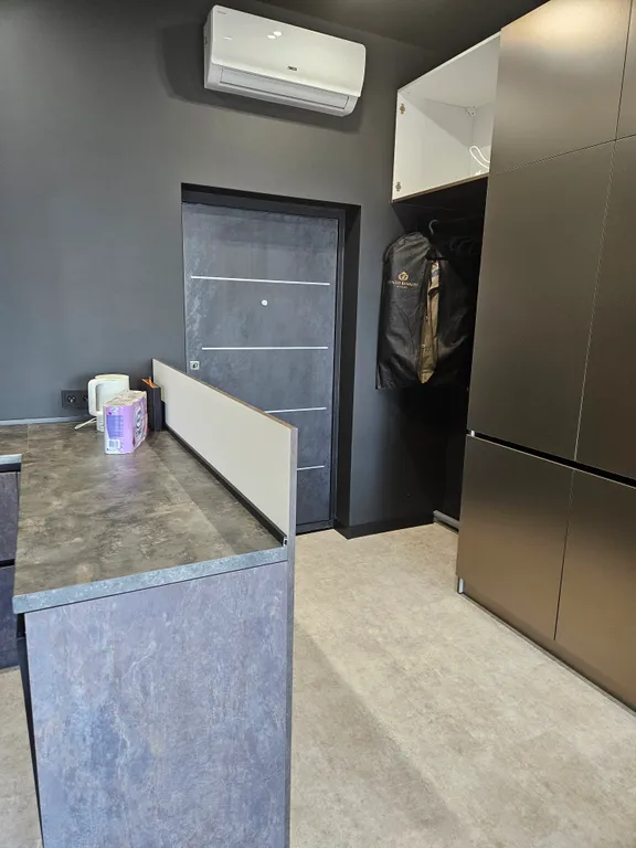 Квартира с отличным видом на пруд в новом доме