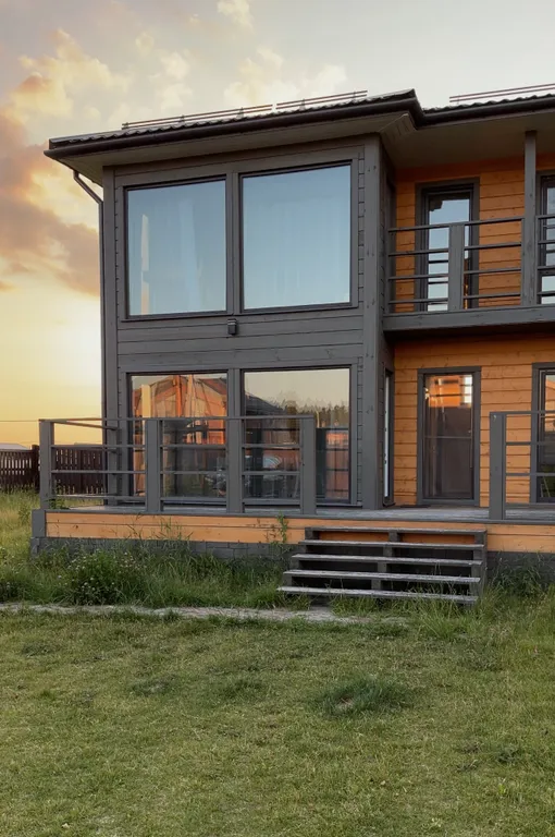 Коттедж Большой семейный дом с панорамными окнами у леса и озера — Семеновское