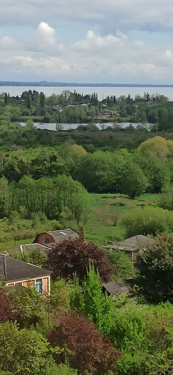 Квартира Уютная квартира с огромным диваном — Сухум