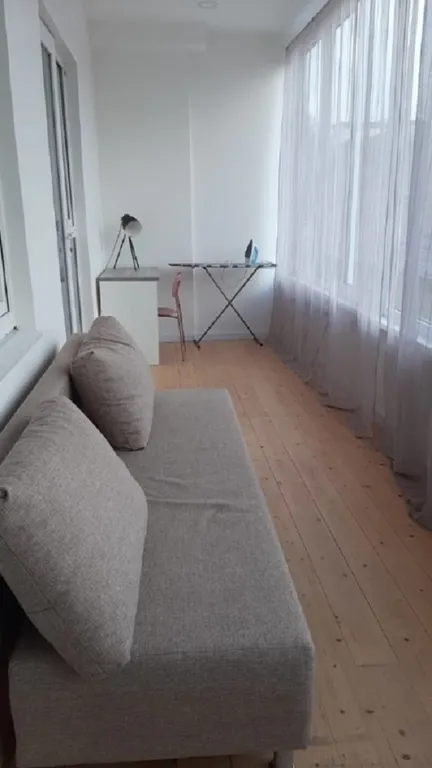 Апартаменты двухкомнатные с лоджией