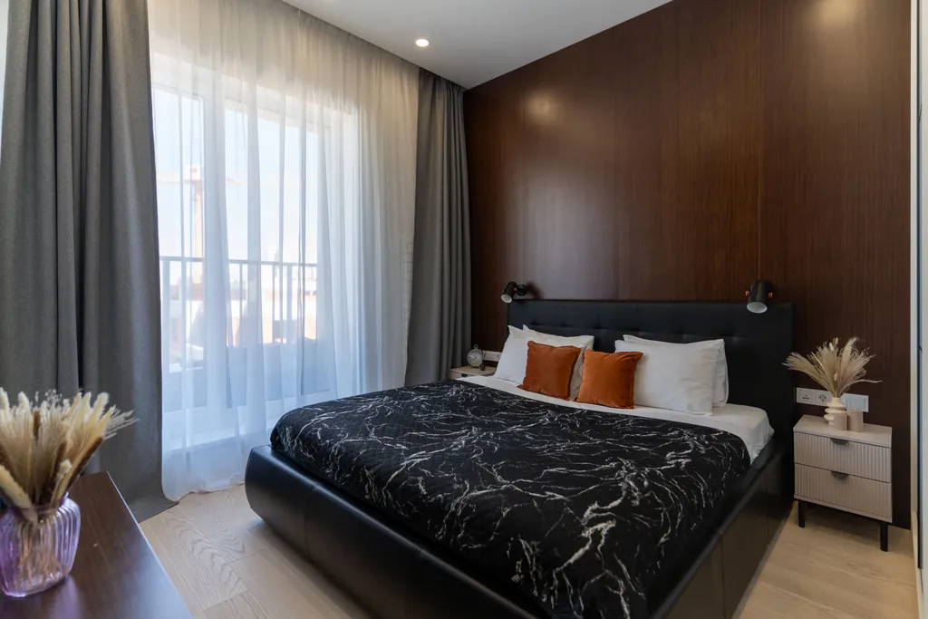 Двухэтажная квартира с мини-сауной и террасой на крыше