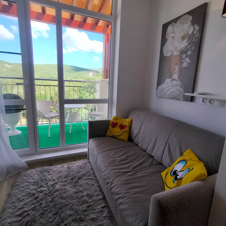 Шикарные евро3 апартаменты в долине гор у моря с чудо-видом с 2 террас