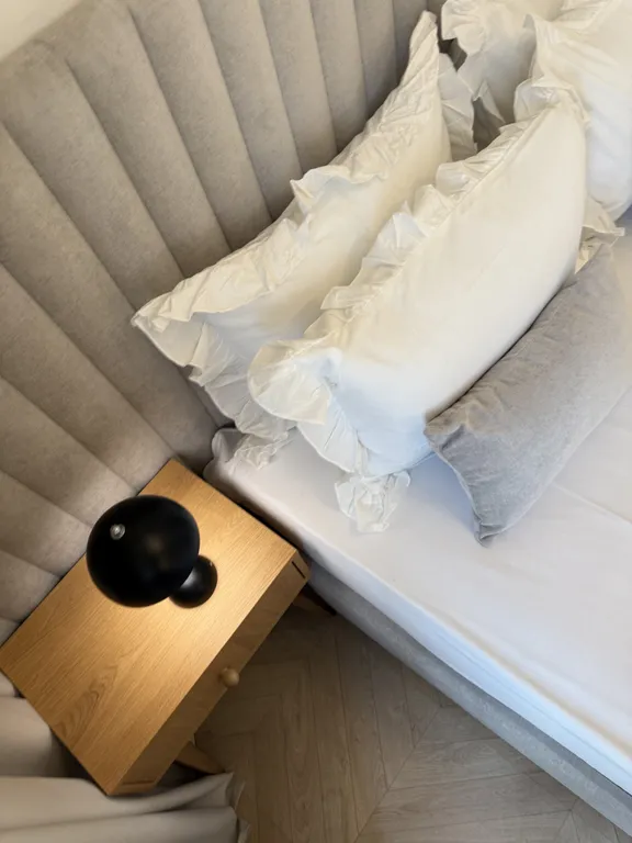 Современный апартамент в тихом районе