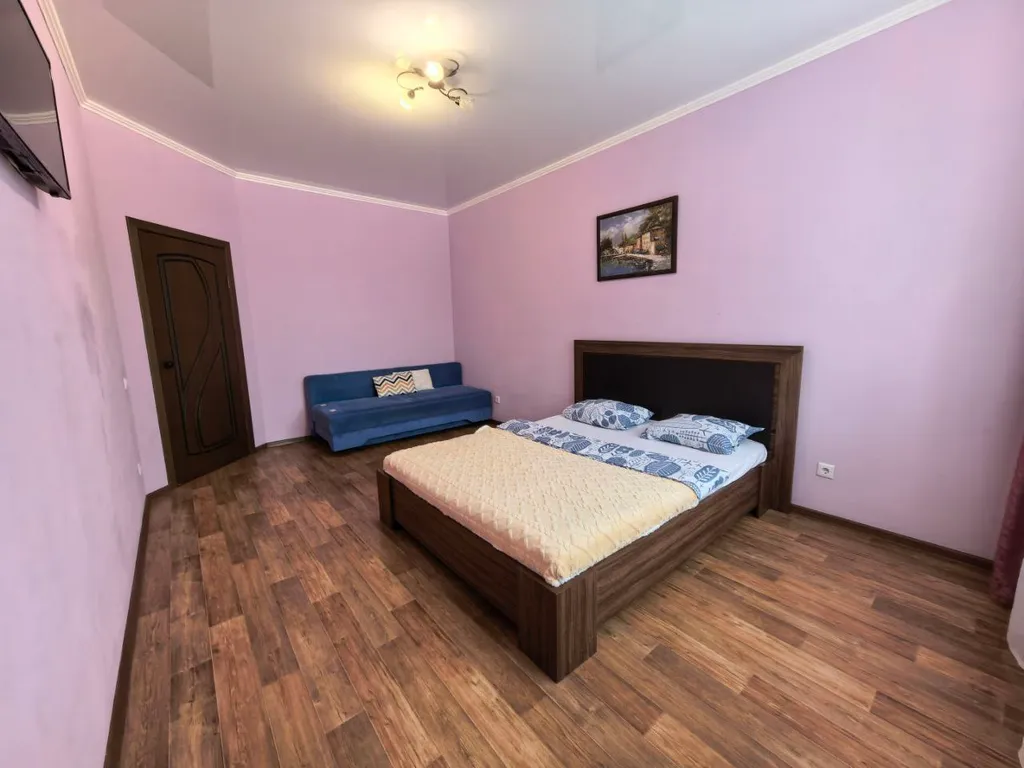 Квартира у Арены G Drive — аренда посуточно в Омск