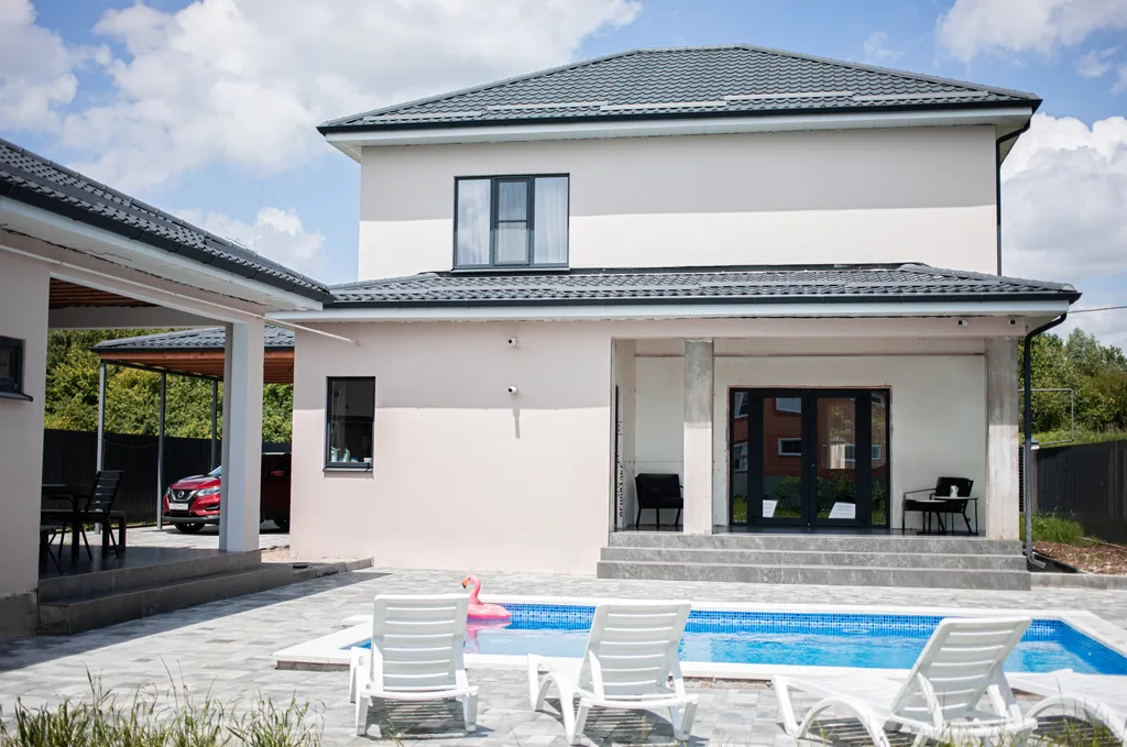 Коттедж Вилла Солнечная — аренда посуточно в Тульский