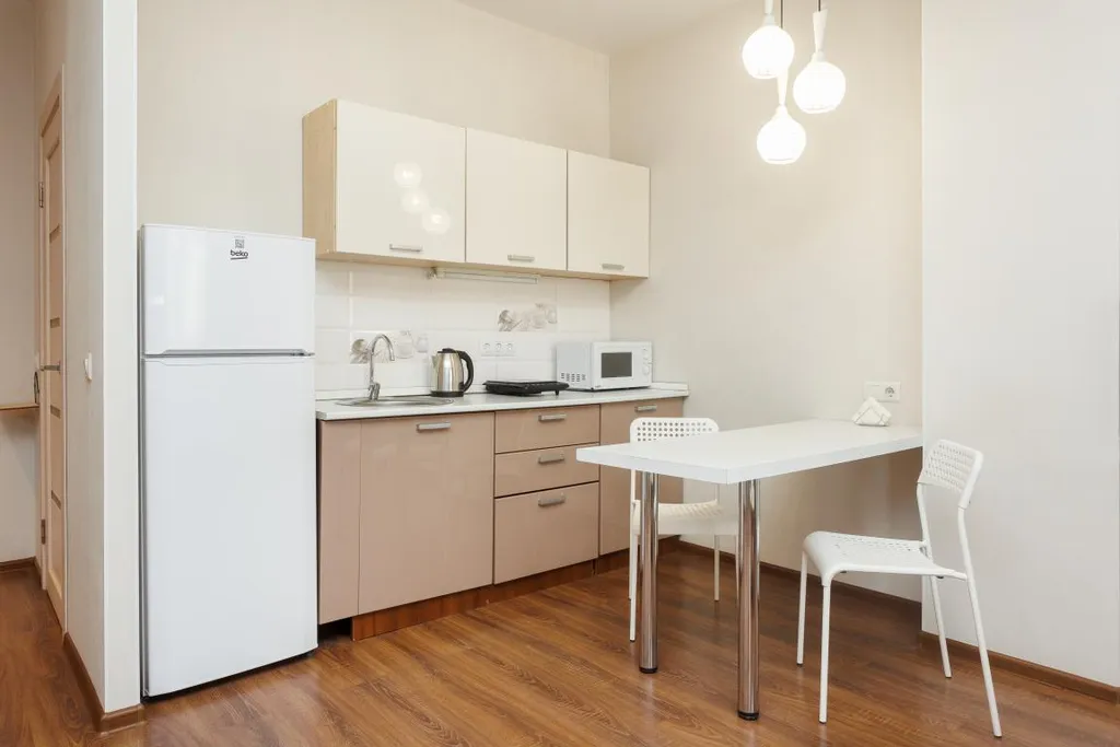 Апартамент в центре с видом на БЦ Высоцкий