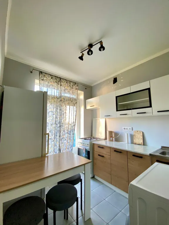 Уютная квартира — аренда посуточно в Гудаута