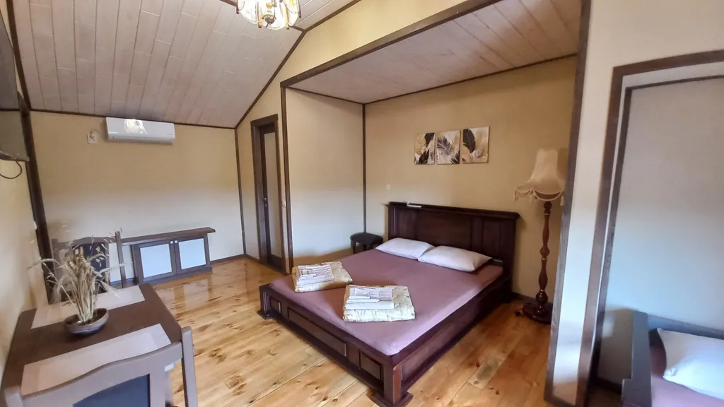 Коттедж Уютный дом — аренда посуточно в Заозёрное