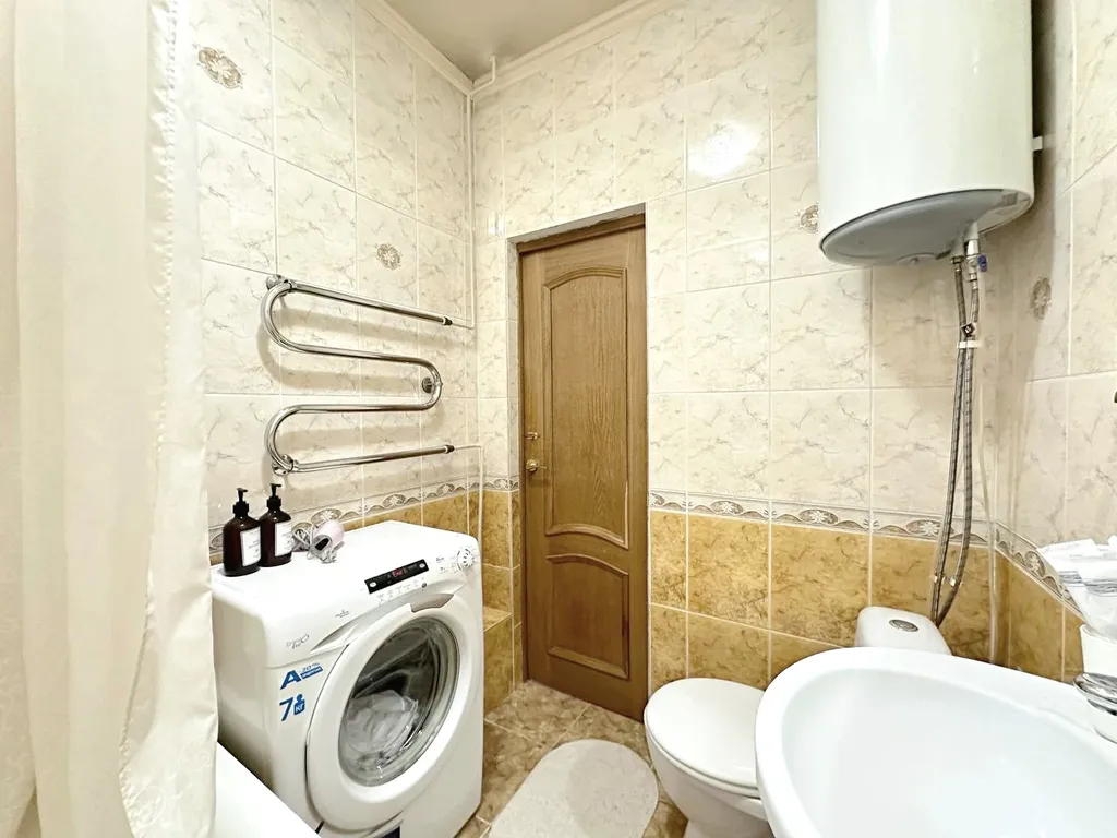 2-комнатная квартира в центре на Кирова рядом со стадионом Химик