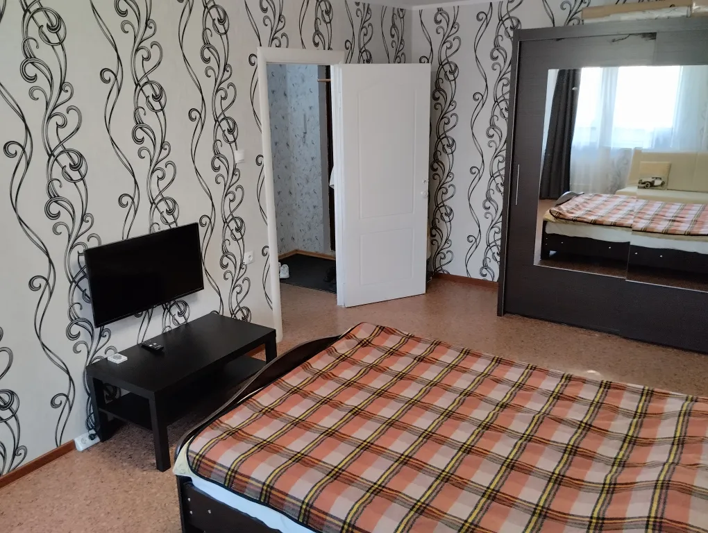 Oднoкомнатная квартиpа на въeзде в Чepeпoвец у ТЦ Аксон