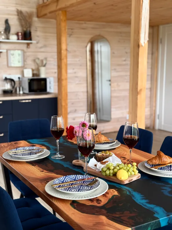 Панорамный дом с чаном под открытым небом и баней на дровах