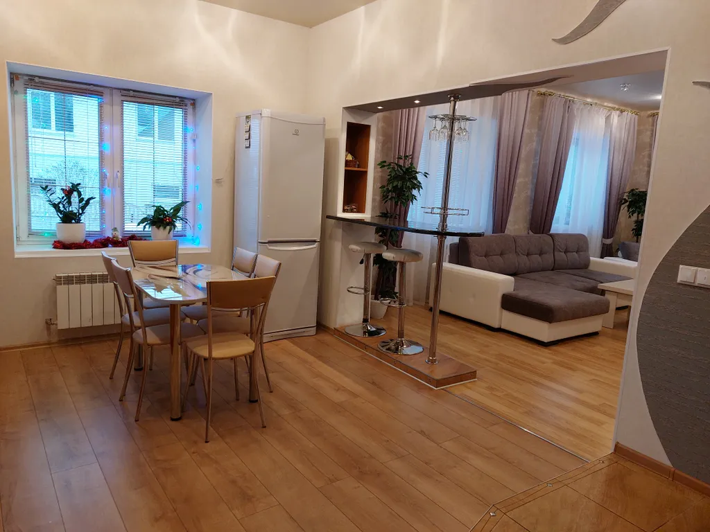 Просторный дом с баней для вашего отдыха рядом с Минском